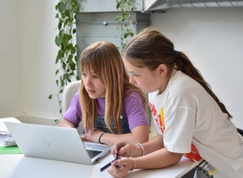 Wereldwijde Kids AI Coding Hackathon gelanceerd voor basisschoolleerlingen Wereldwijde Kids AI Coding Hackathon gelanceerd voor basisschoolleerlingen